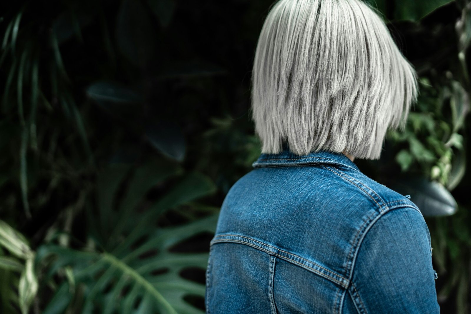 Cabelo Platinado: Tendências para Homens e Mulheres em 2025